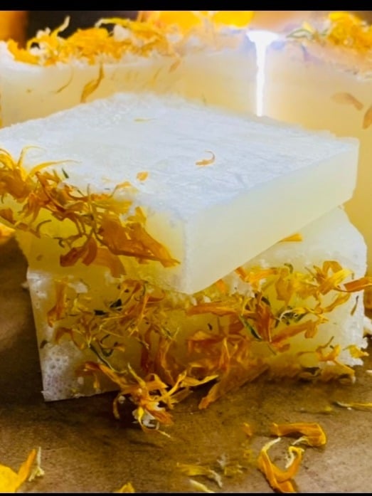 Citrus Lily Bar